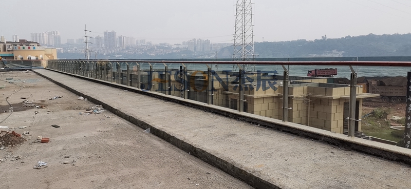 專業(yè)江景護欄，還看杰辰五金