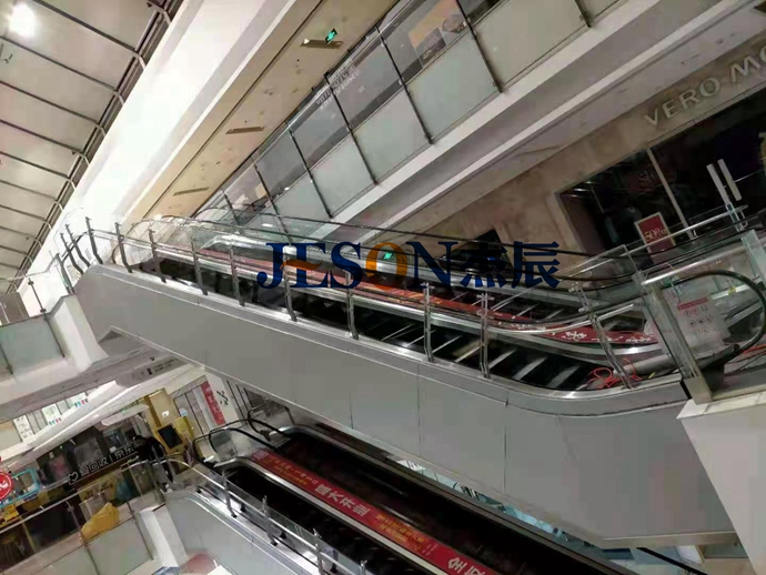 比防護(hù)欄更重要的，是家長(zhǎng)的這個(gè)小習(xí)慣